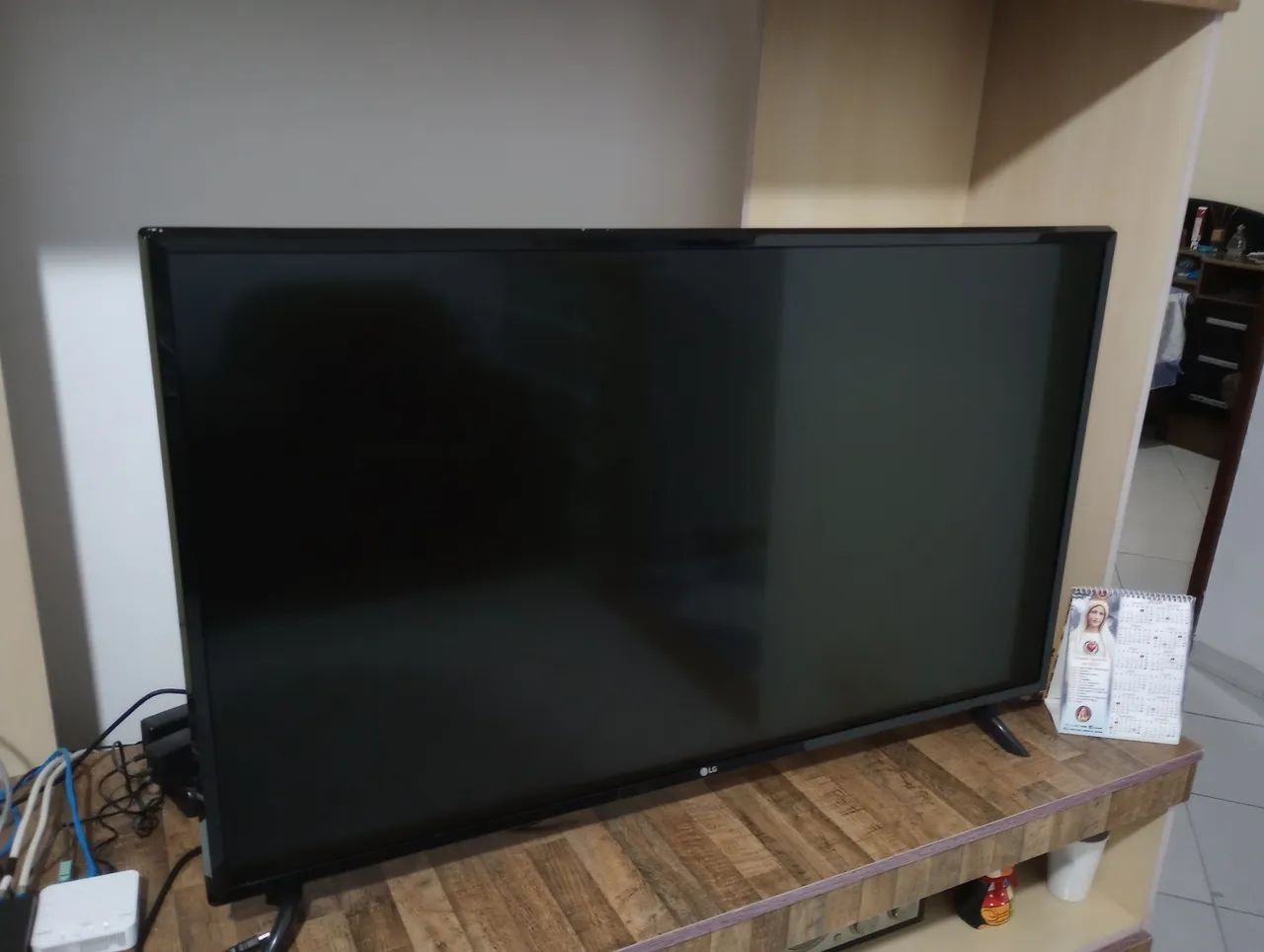 TV 43 polegadas LG (Leia o anúncio).