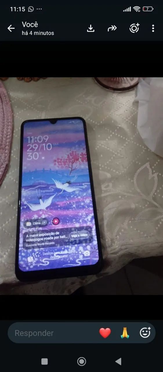 Celular  redime 14 256 gigas 550 reais 