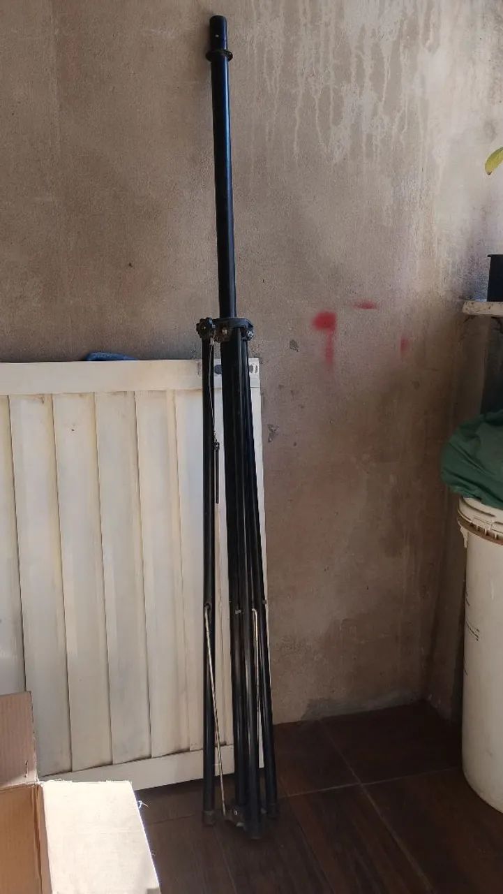 Tripé para caixa de som - Foto 3