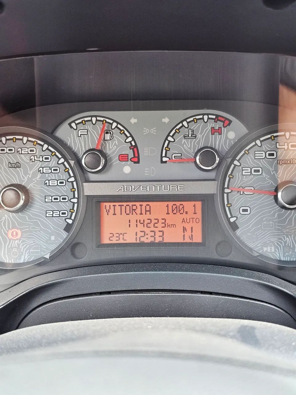 Fiat Palio Week. Adv. Dualogic 1.8 Flex 2014 - Foto 4