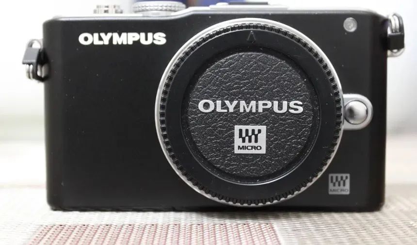 Câmera Profissional Olympus  - Foto 2