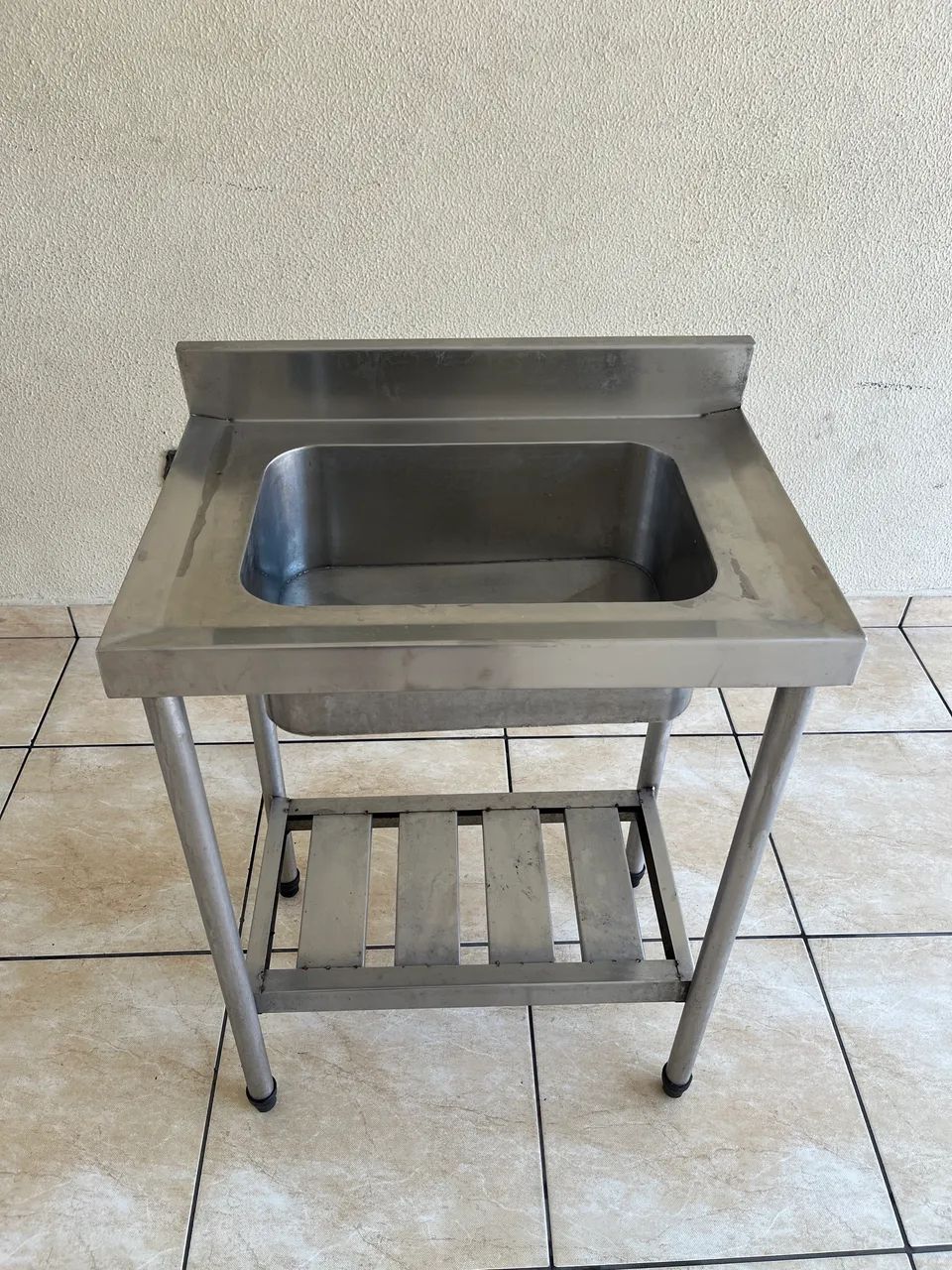 Pia compacta em aço inox 60cm x 42xm 