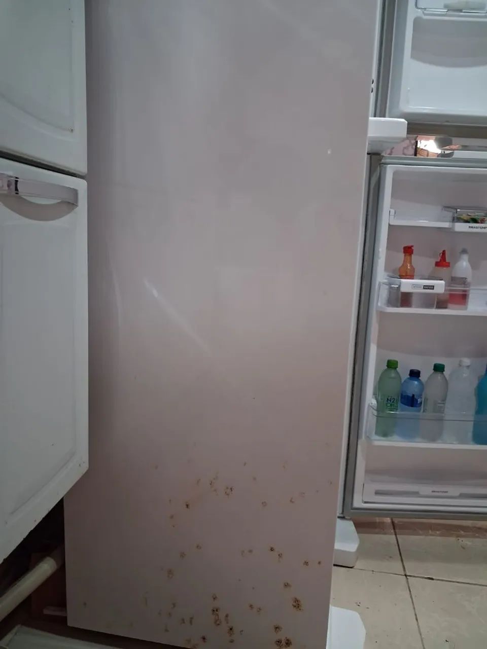 Vendo geladeira semi Nova  - Foto 4