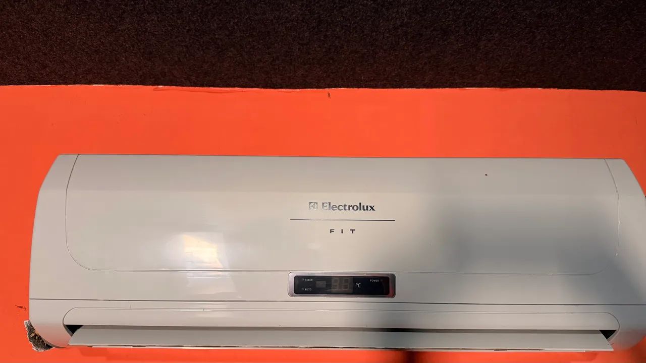 AR CONDICIONADO SPLIT ELECTROLUX 7000 BTUs - Foto 3