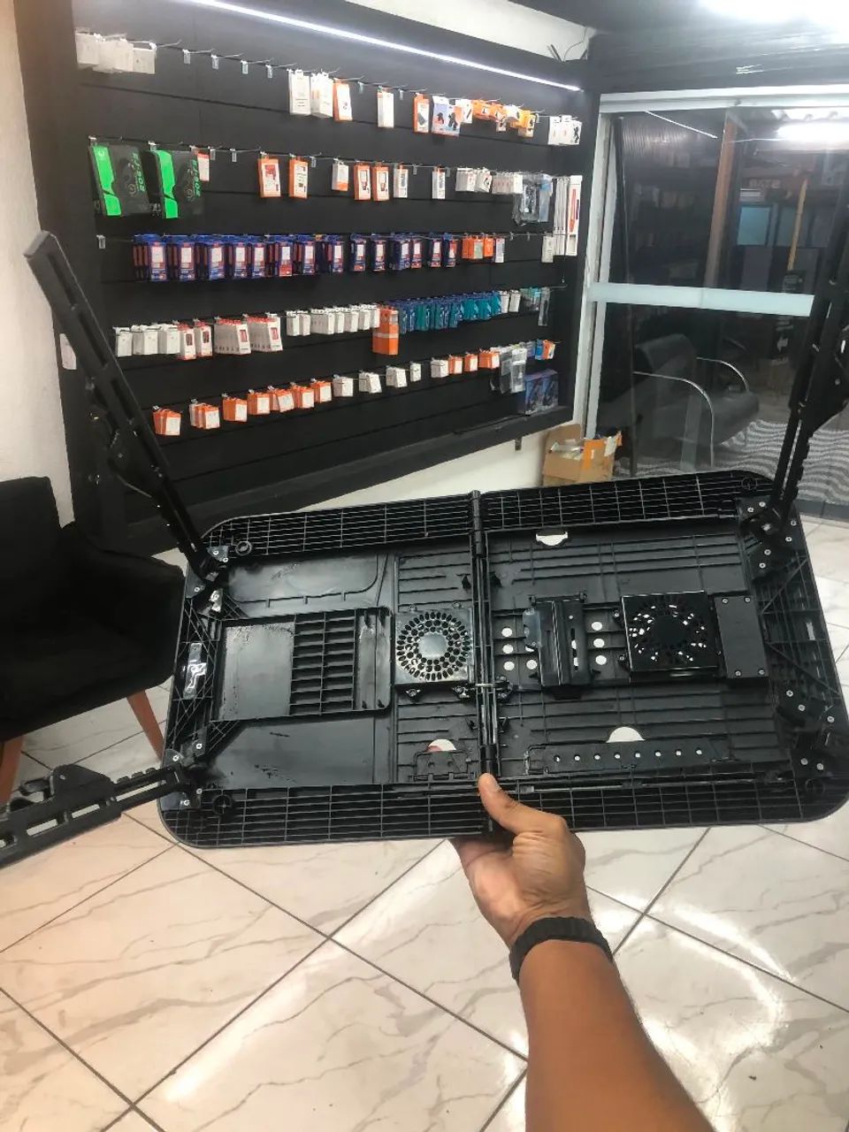 Mesa Portatil Para Notebook E Netbook Com Cooler Retratil - Foto 5