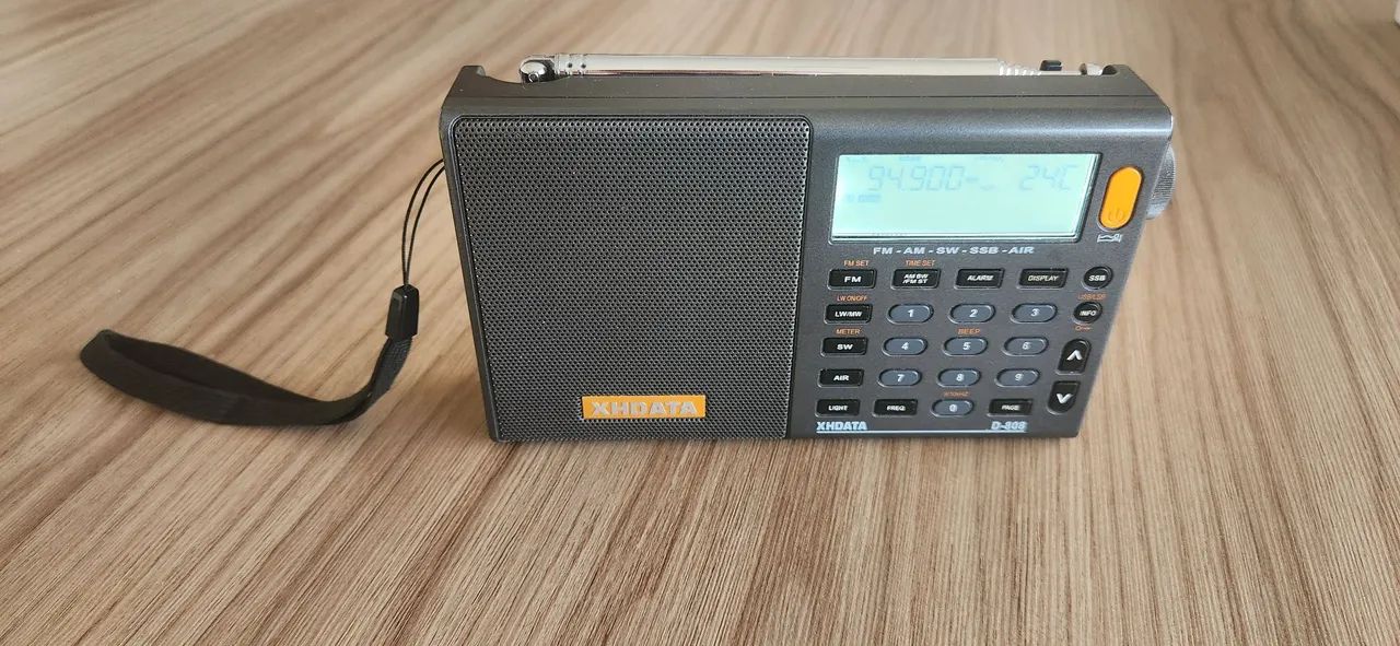 Rádio XHDATA D-808 - Aparelhos de Som - Áurea 1500178110 | OLX