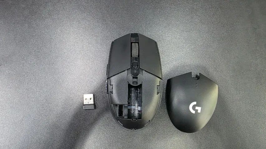 Mouse Gamer Logitech G305 Preto - Foto 5