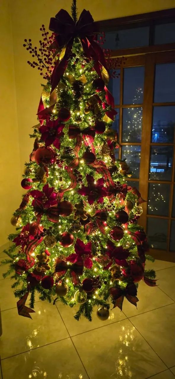 Árvore de Natal Completa com todos os enfeites - Foto 3