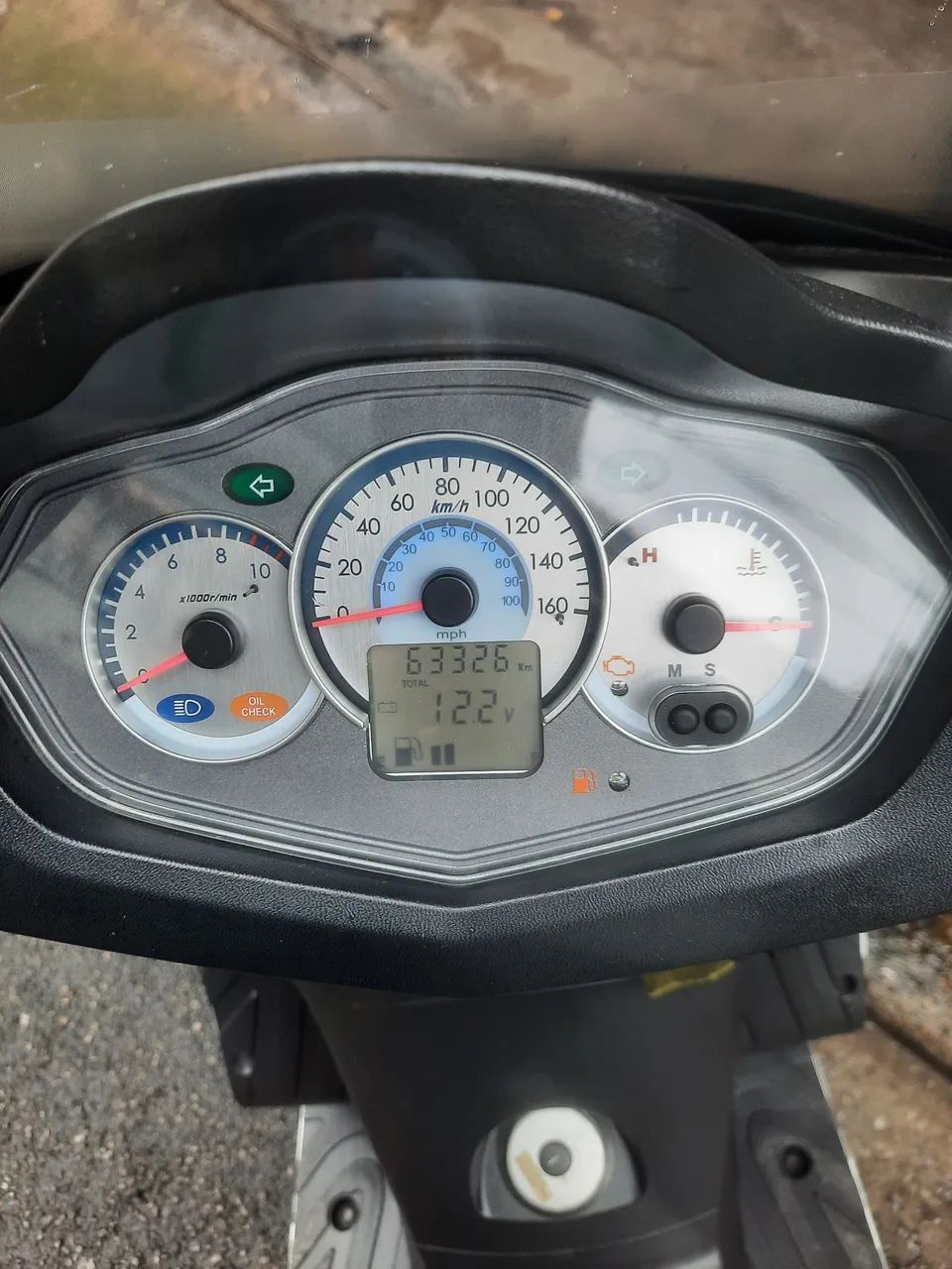 Moto em ótimo estado revisada com documento ok só pegar e andar  - Foto 4