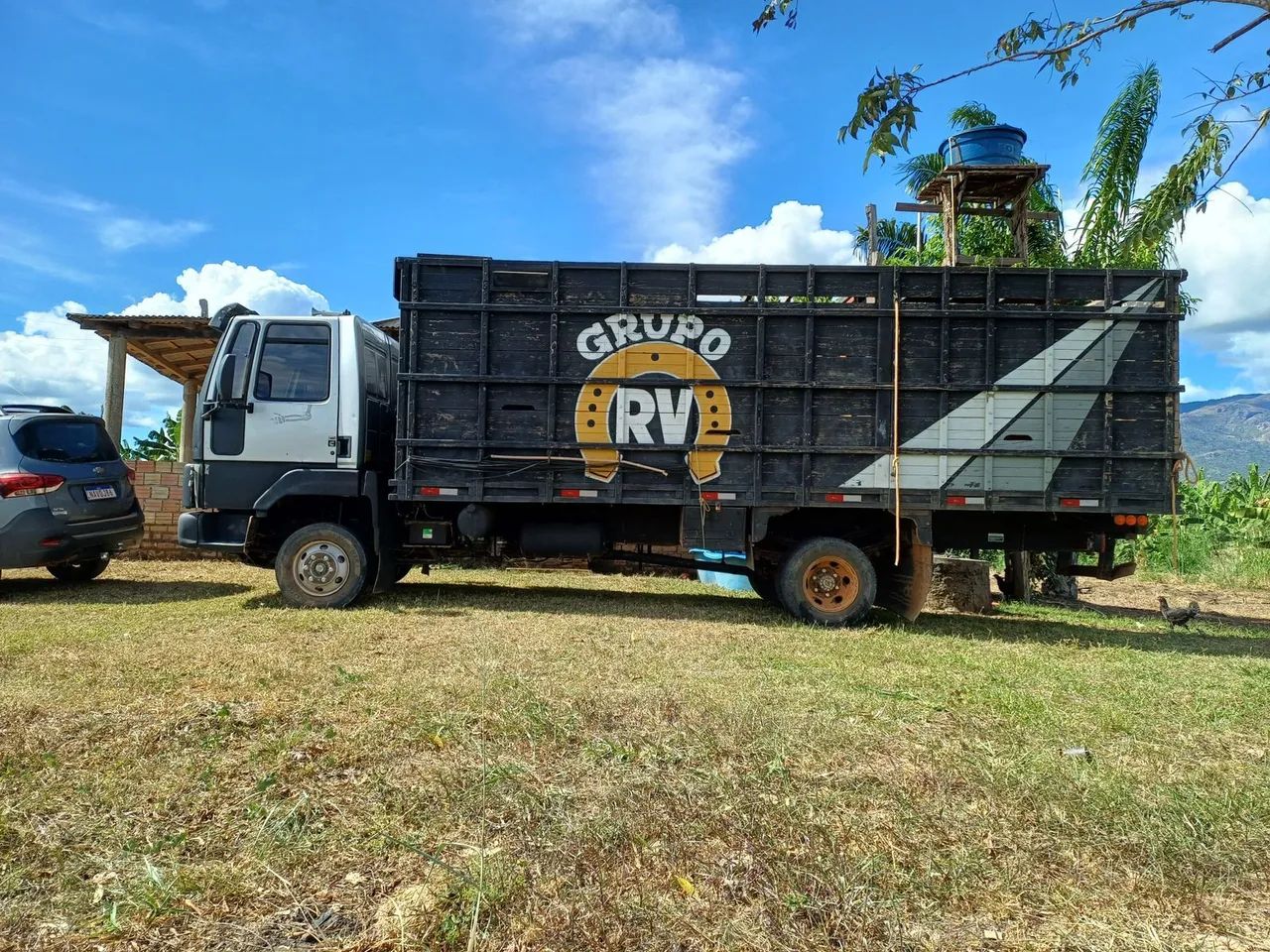 Ford Cargo 816s - Foto 2