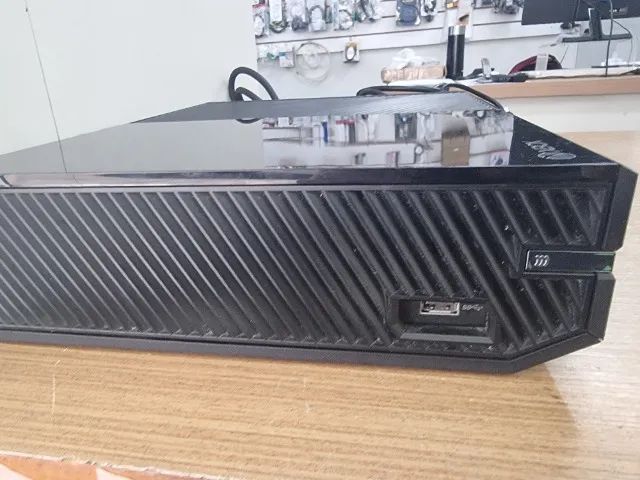 XBOX ONE (SOMENTE CONSOLE) - Foto 3