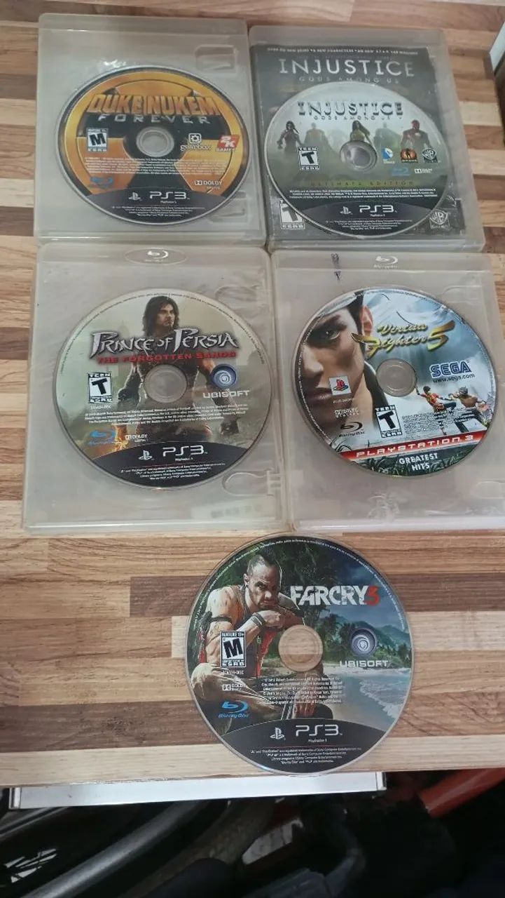 Cinco jogos para Playstation 3 CDs sem risco perfeito estado