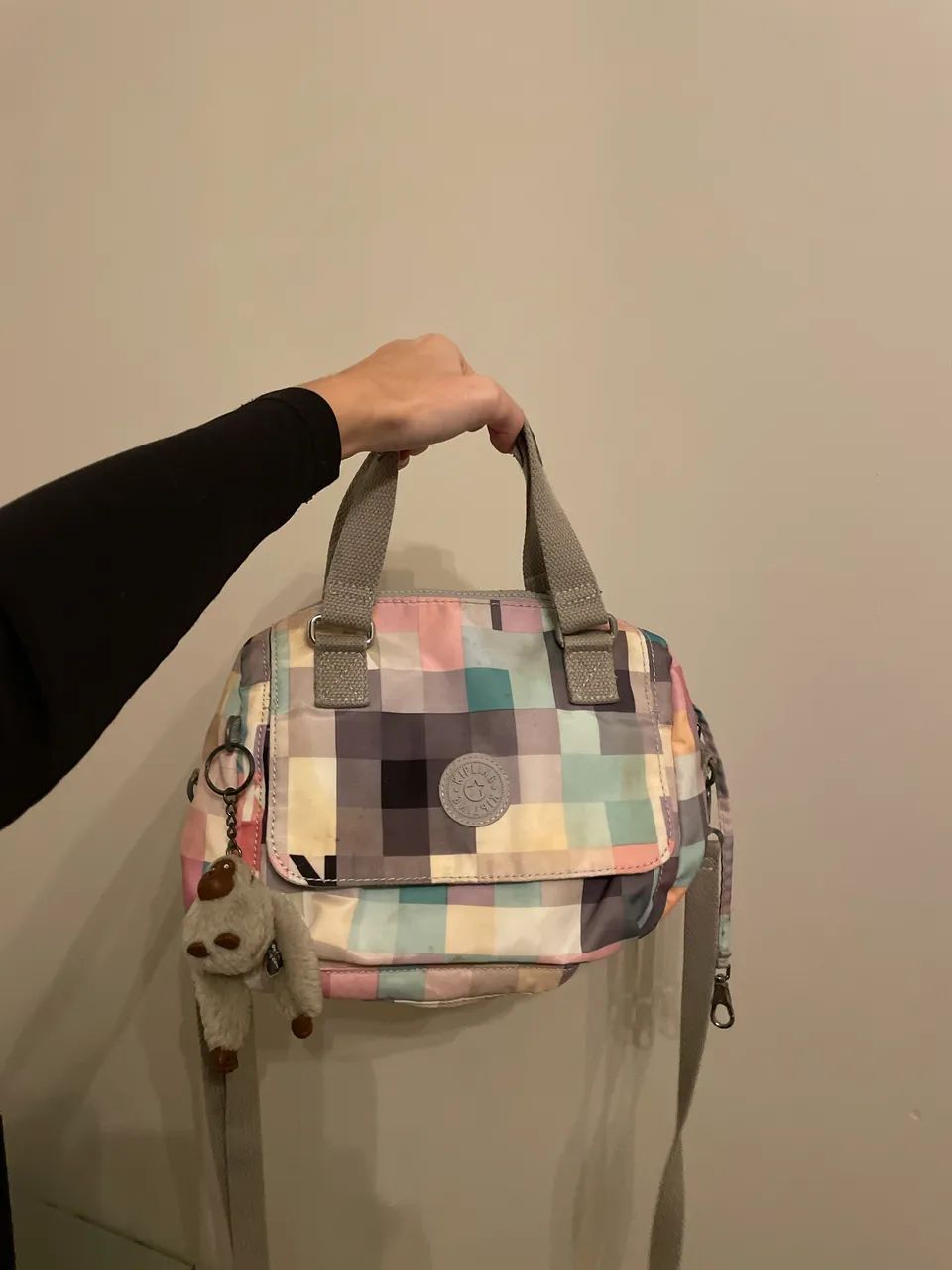 Bolsa kippling transversal