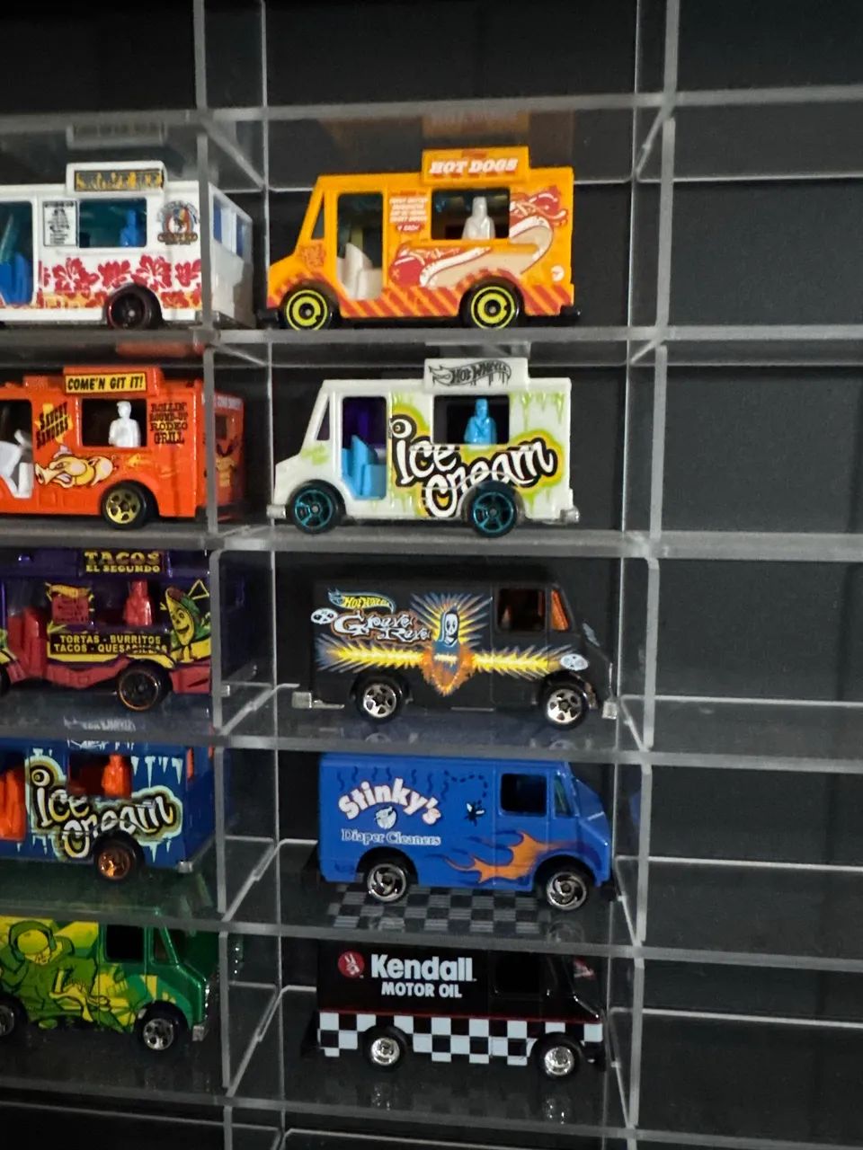 LOTE VAN HOTWHEELS MUITA RARIDADE ZERADA!! - Foto 3