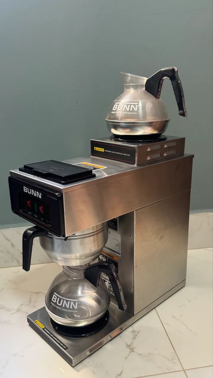 Máquina de café coado filtrado BUNN