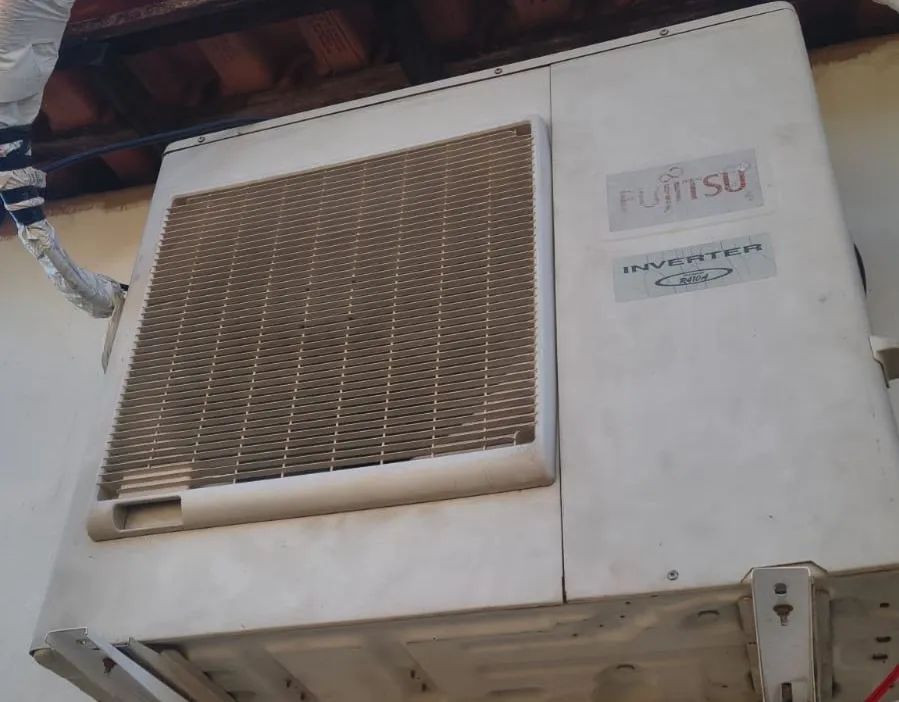 Ar Fujitsu 27 mil BTUs