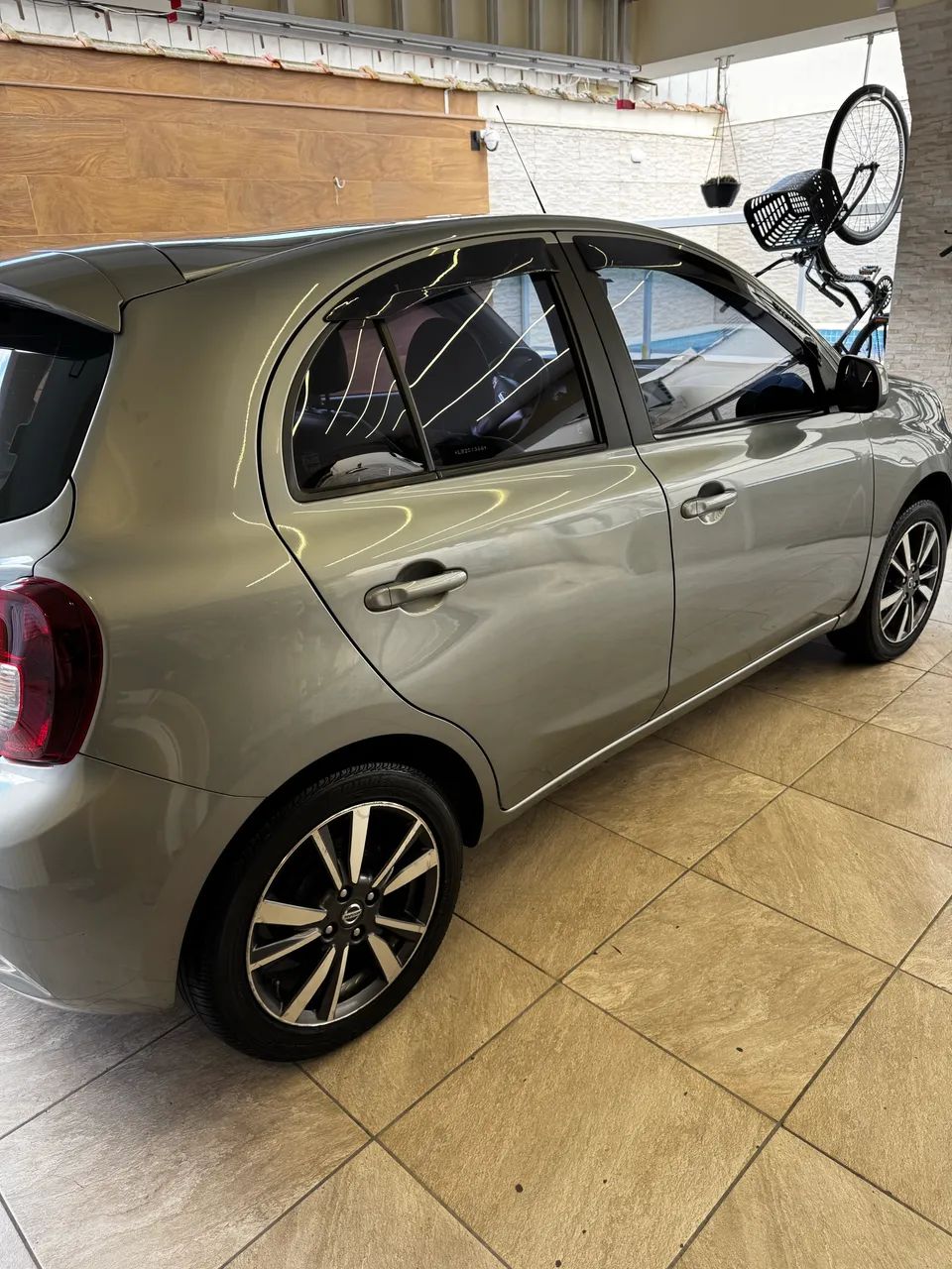 Nissan March SL 1.6 16V Flexstart 5P Aut. 2020 - Foto 6