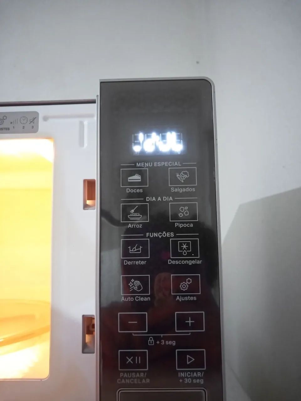 Microondas Brastemp 220v usado excelente  - Foto 5