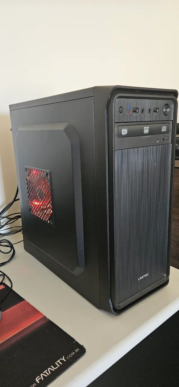 Computador core 2 duo, 4gb ram e ATI HD 4330