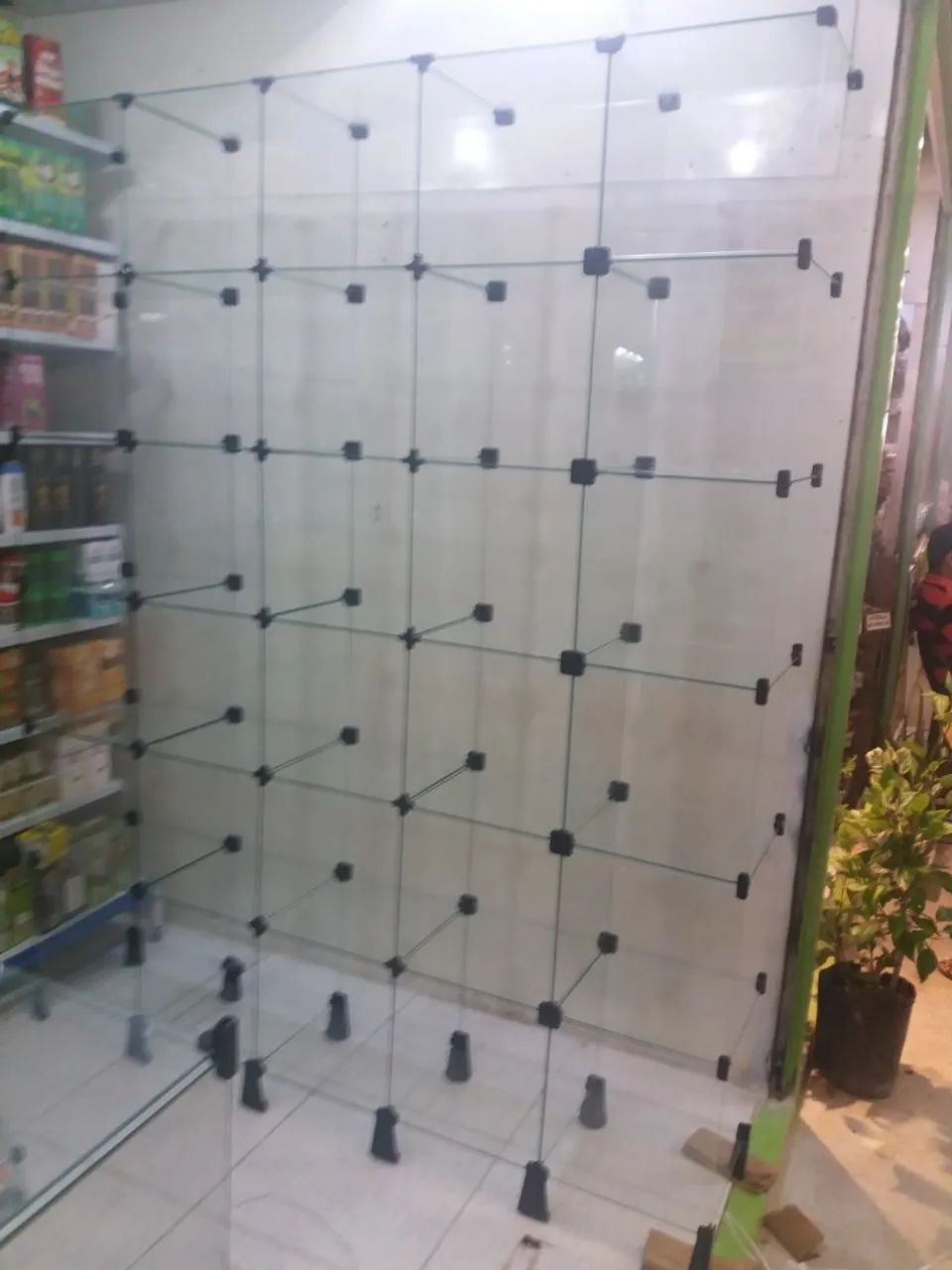 Expositor de vidros (valor por metro) - Foto 2