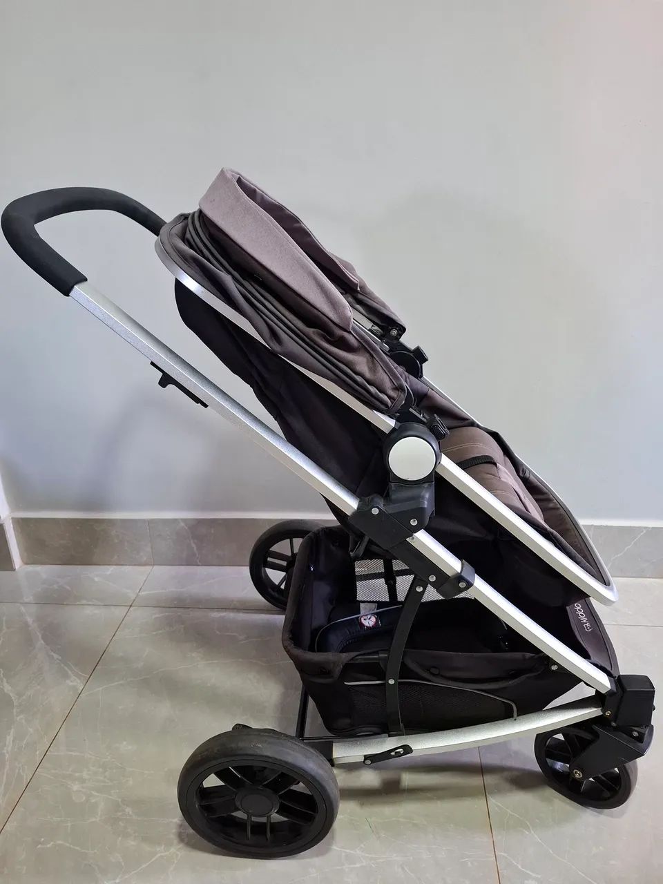 Carrinho de bebê Moisés Kiddo com bebê conforto - Foto 4