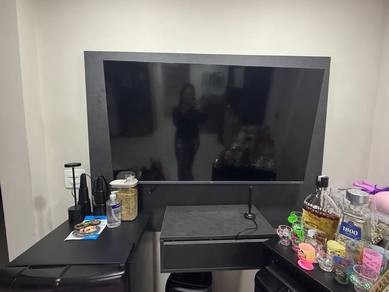 Painel de televisão com gaveta em MDF - Foto 3