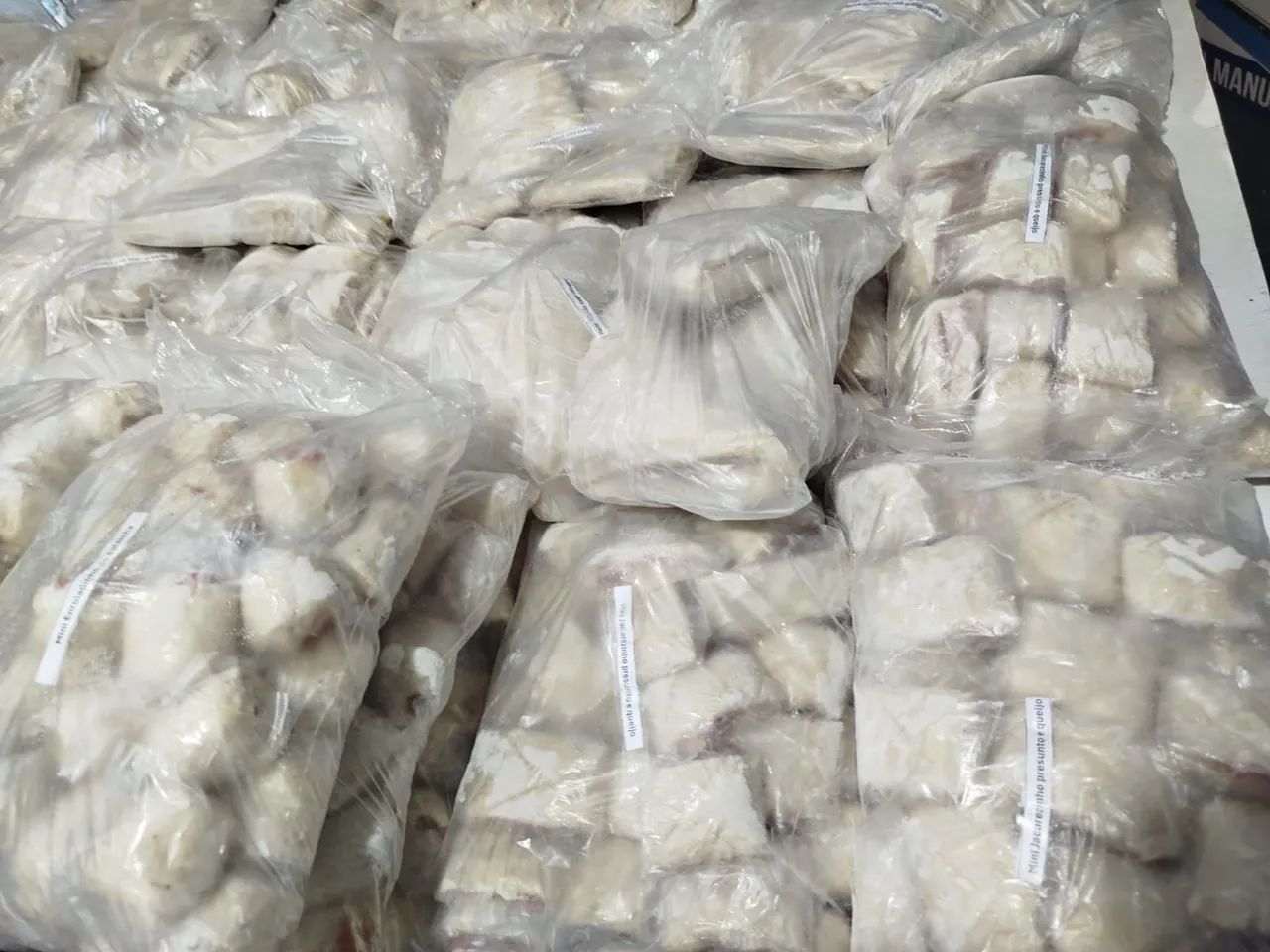 Salgado cru de padaria - Foto 3