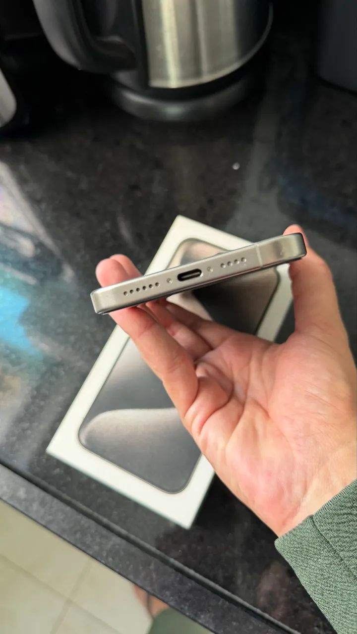 iPhone 15 Pro Max 256G - Foto 4