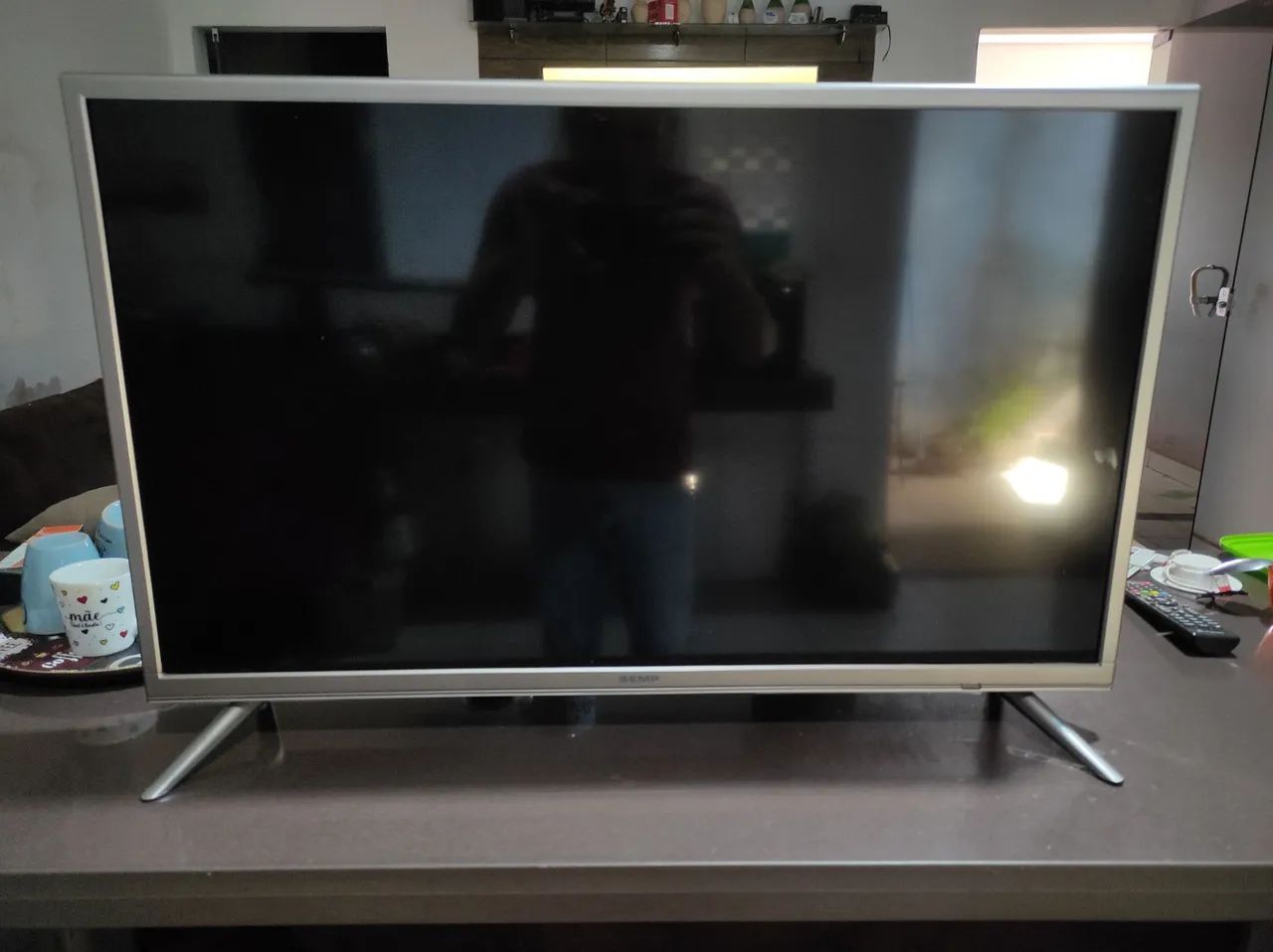 Vendo tv 32 polegadas em ótimo estado de conservação 