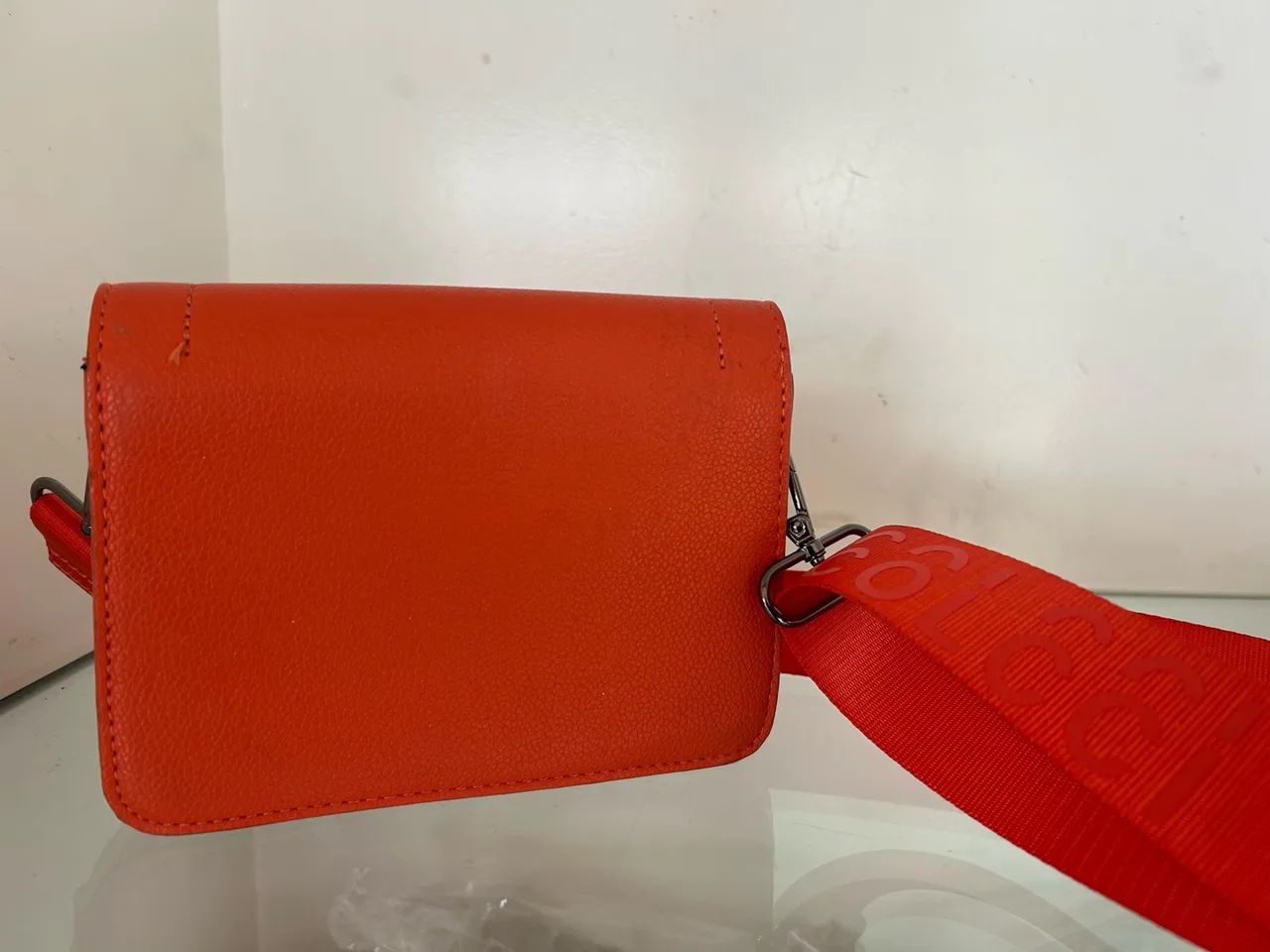 ? Bolsa Colcci com Alça - Laranja  - Foto 3
