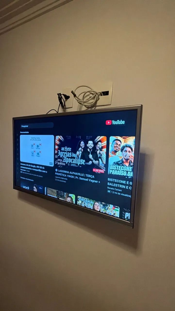 A Smart TV Semp Toshiba de 32 polegadas - Foto 2