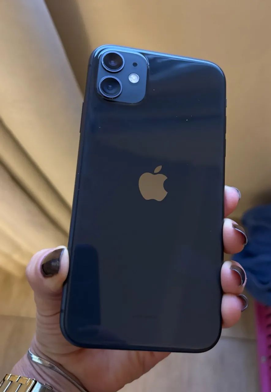  Vendo IPhone 11 R$ 700,00 - Foto 4