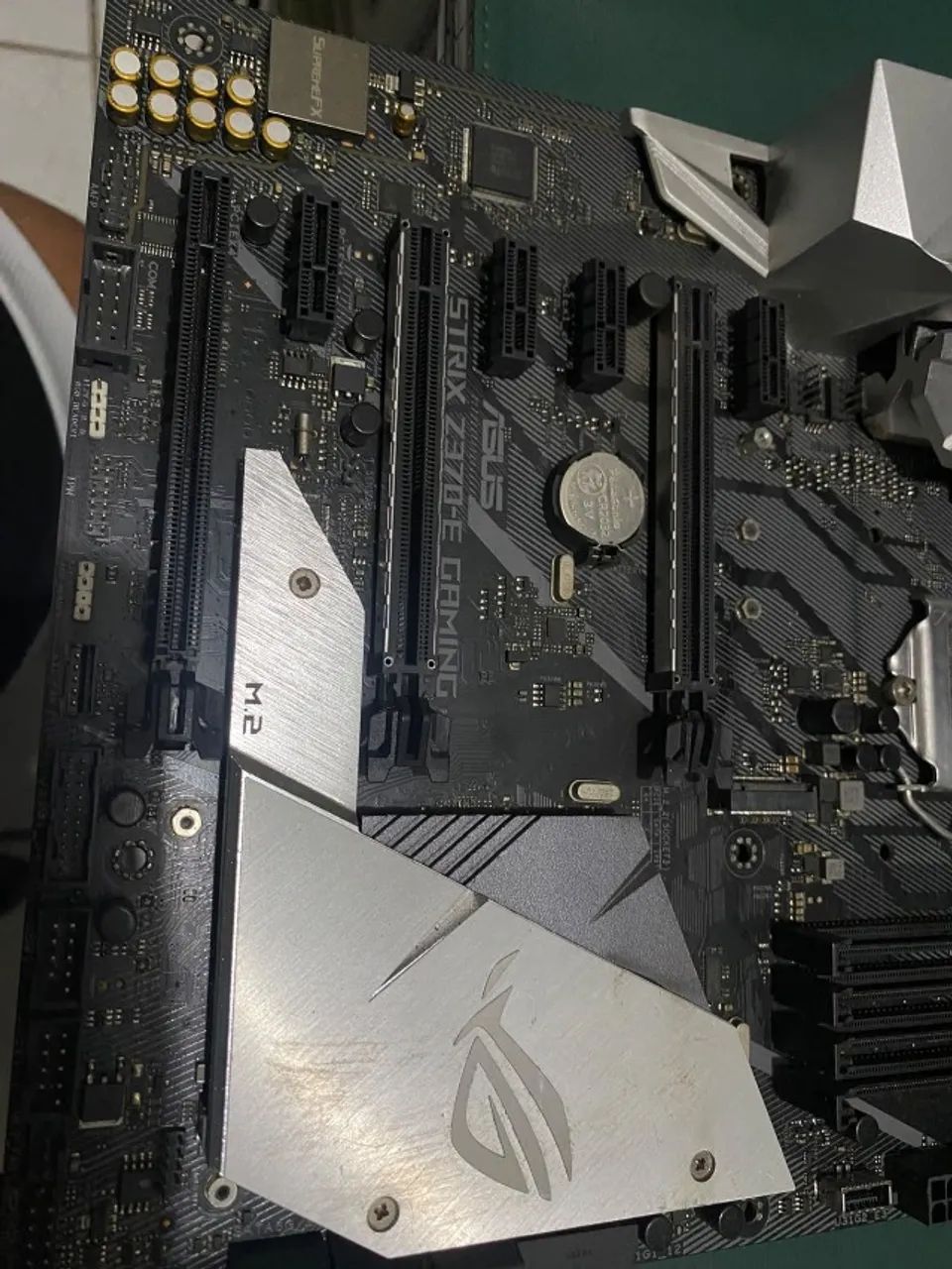 Placa-mãe ASUS ROG Strix Z370-E Gaming - Foto 5