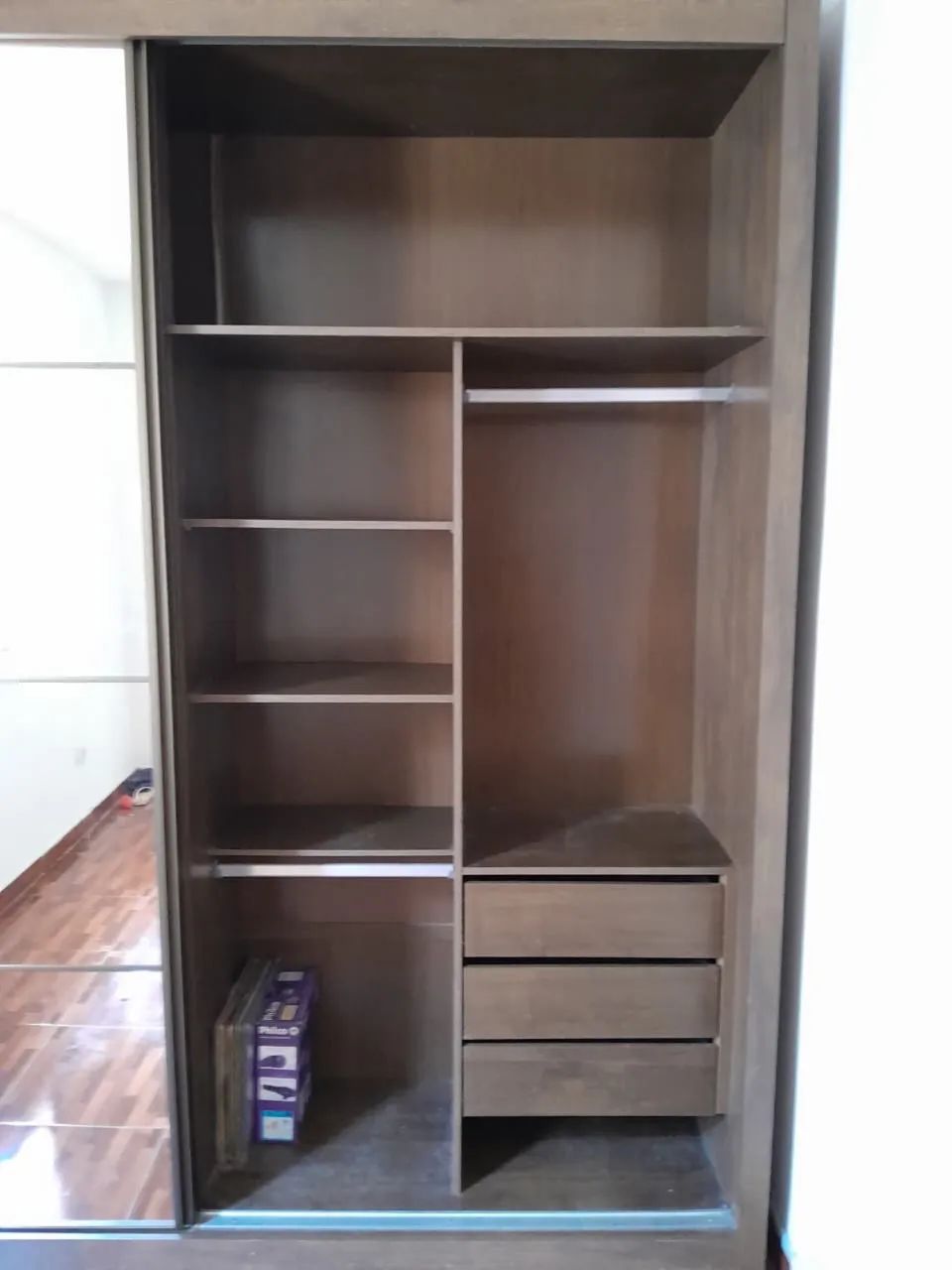 Guarda roupa casal 