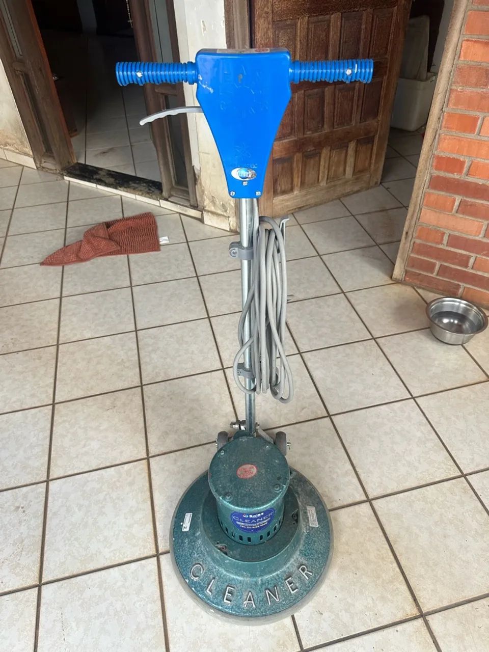 Locação Enceradeira cleaner 400 - Foto 2