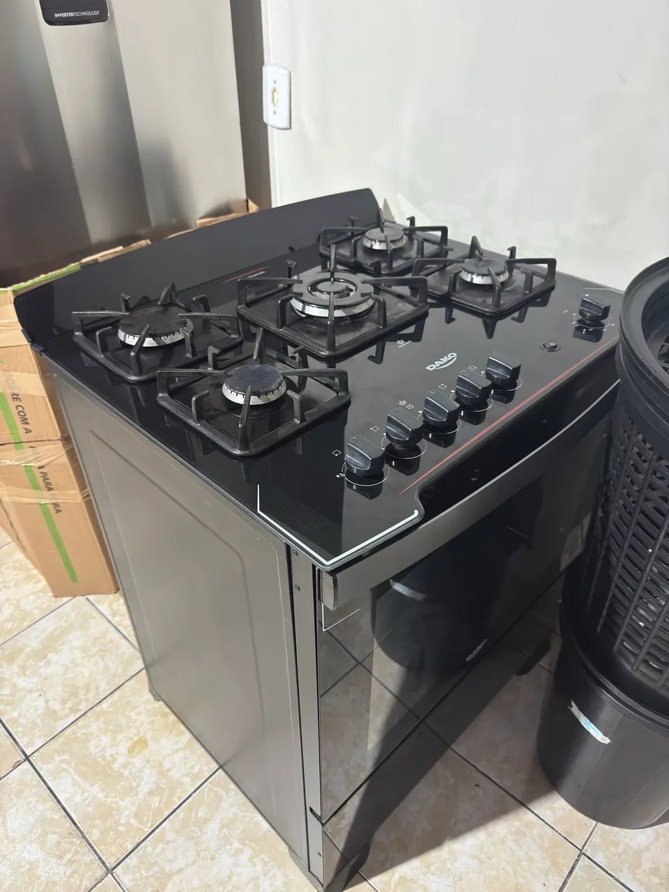 Fogão 5 bocas- Bivolt- Vidro temperado- Marca Dako - Foto 2