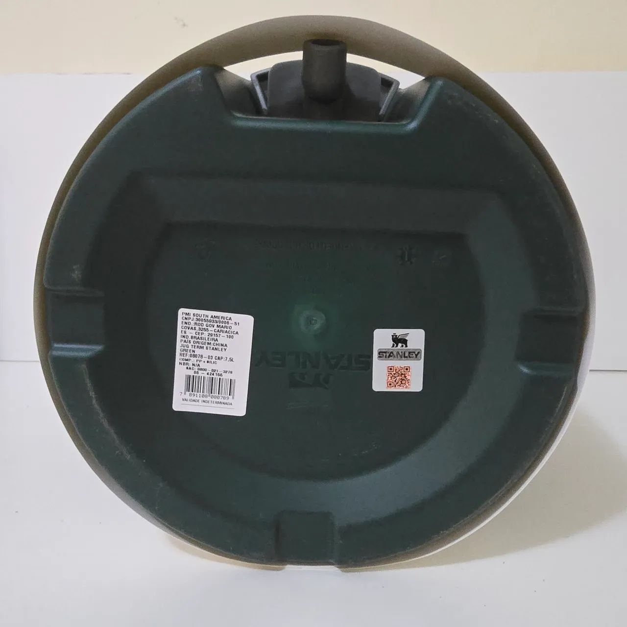 Stanley water Jug 7,5 L litros garrafa térmica gigante com Torneira - Foto 2