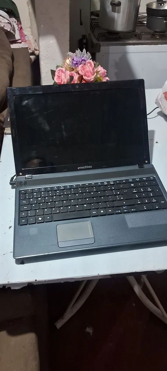 Notebook Acer eMachines - Para Conserto - Foto 4
