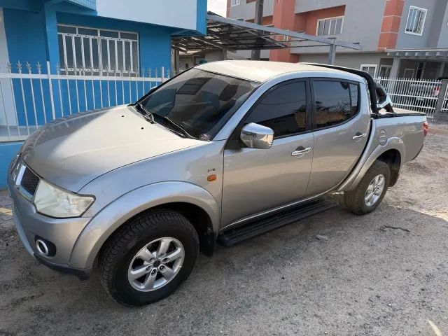 Mitsubishi L200 2013