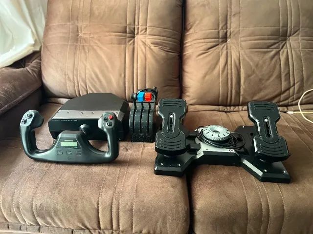 Simulador de voo logitech yoke - Foto 2