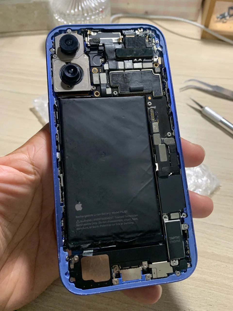 iPhone 16 Azul para retirada de peças  - Foto 3