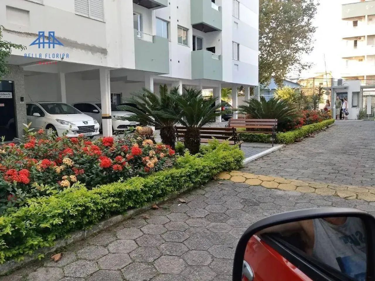 VENDO EXCELENTE GARAGEM EM CODOMÍNIO A POUCOS METROS DA UFSC - ÓTIMO PARA INVESTIDOR - Foto 2