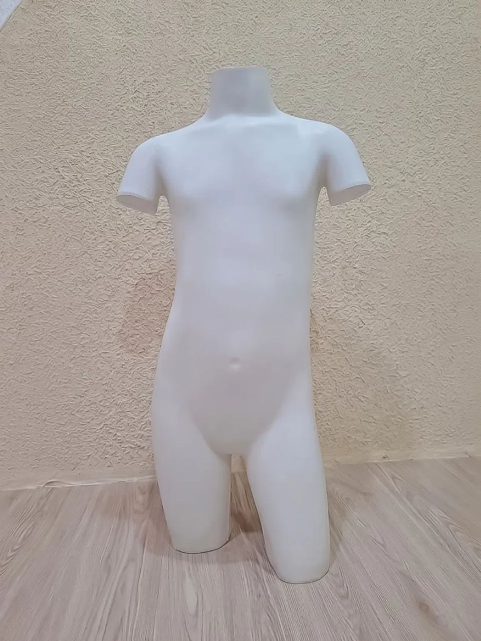 MANEQUIM SEMI NOVO  - INFANTIL 
