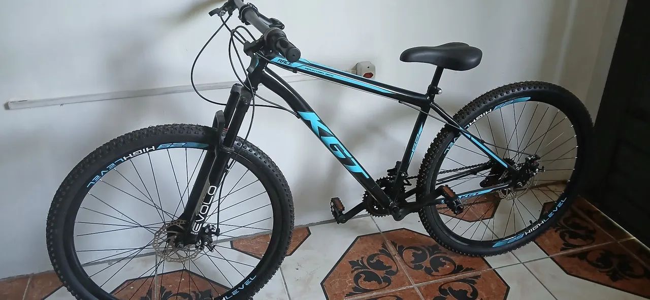 Bicicleta KGT aro 29 - Pouquíssimo uso