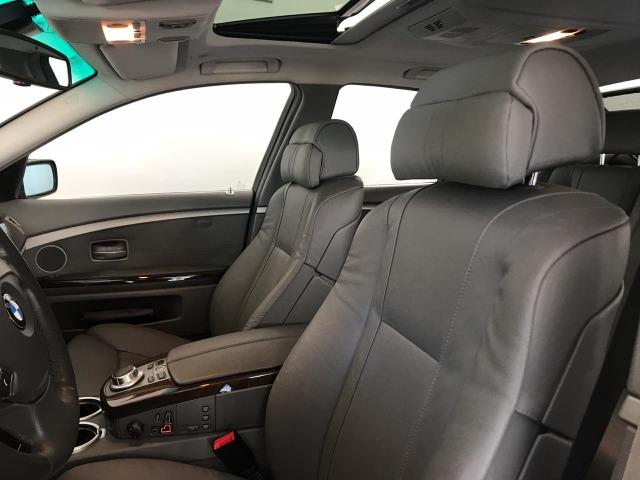 Bmw 750i Sedan 4.8 - Foto 8