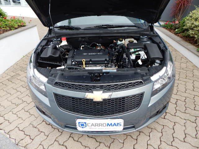 Cruze Sedan LT 1.8 Bancos em Couro/Multimidia Caska - Foto 8