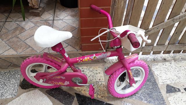 Bicicleta aro 12 rosa em perfeito estado
