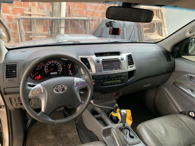 Hilux SRV 4x4 Automática 15/15 - Foto 3