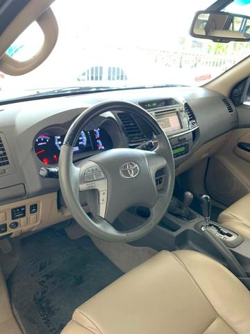 Toyota Hilux SW4 Muito Nova 7 lugares 2013 - Foto 11