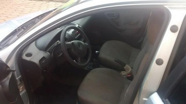 Corsa Hatch 1.0 - Foto 3